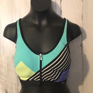 #M8 VSX Victoria’s Secret sports bra size 32C